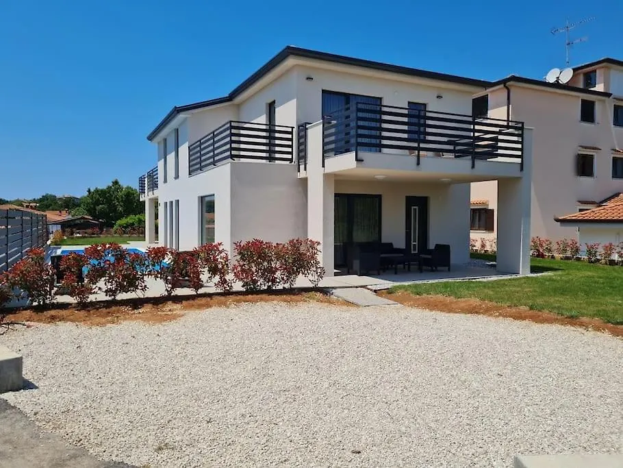 Marcante - Designer, Romantic Pool View Suite Porec 0*,  Croatia