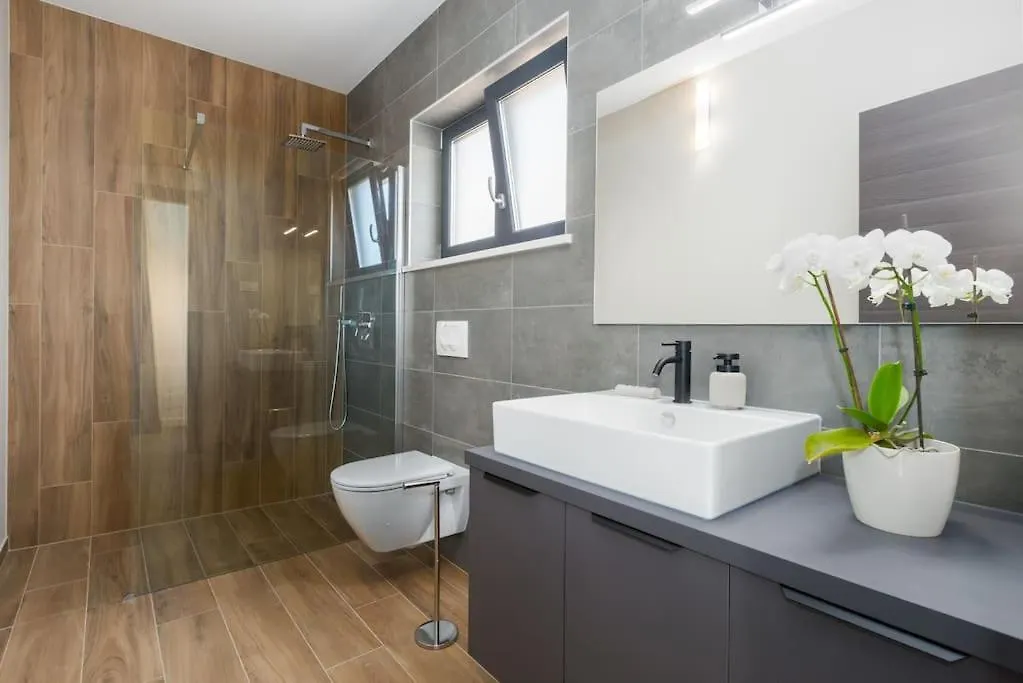 Apartment Marcante - Designer, Romantic Pool View Suite Porec