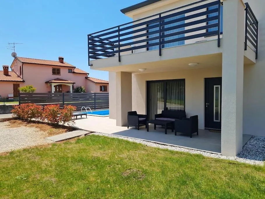Apartament Marcante - Designer, Romantic Pool View Suite Poreč
